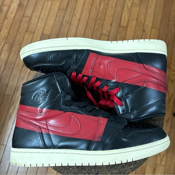 Jordan 1 couture size 11 - Picture 2 of 4